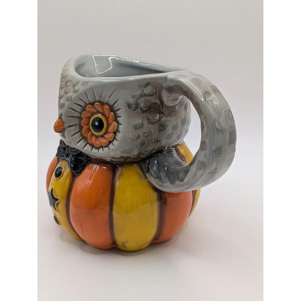 Halloween Johanna Parker Owl On A Cupcake‎ Ceramic Soap Dispenser And Creamer